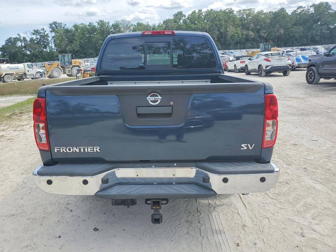 Nissan Frontier Sv