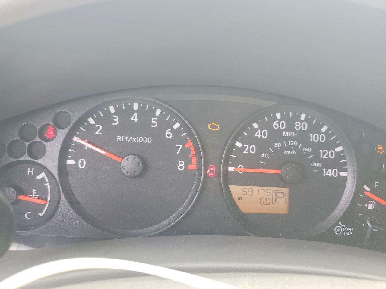 Nissan Frontier Sv