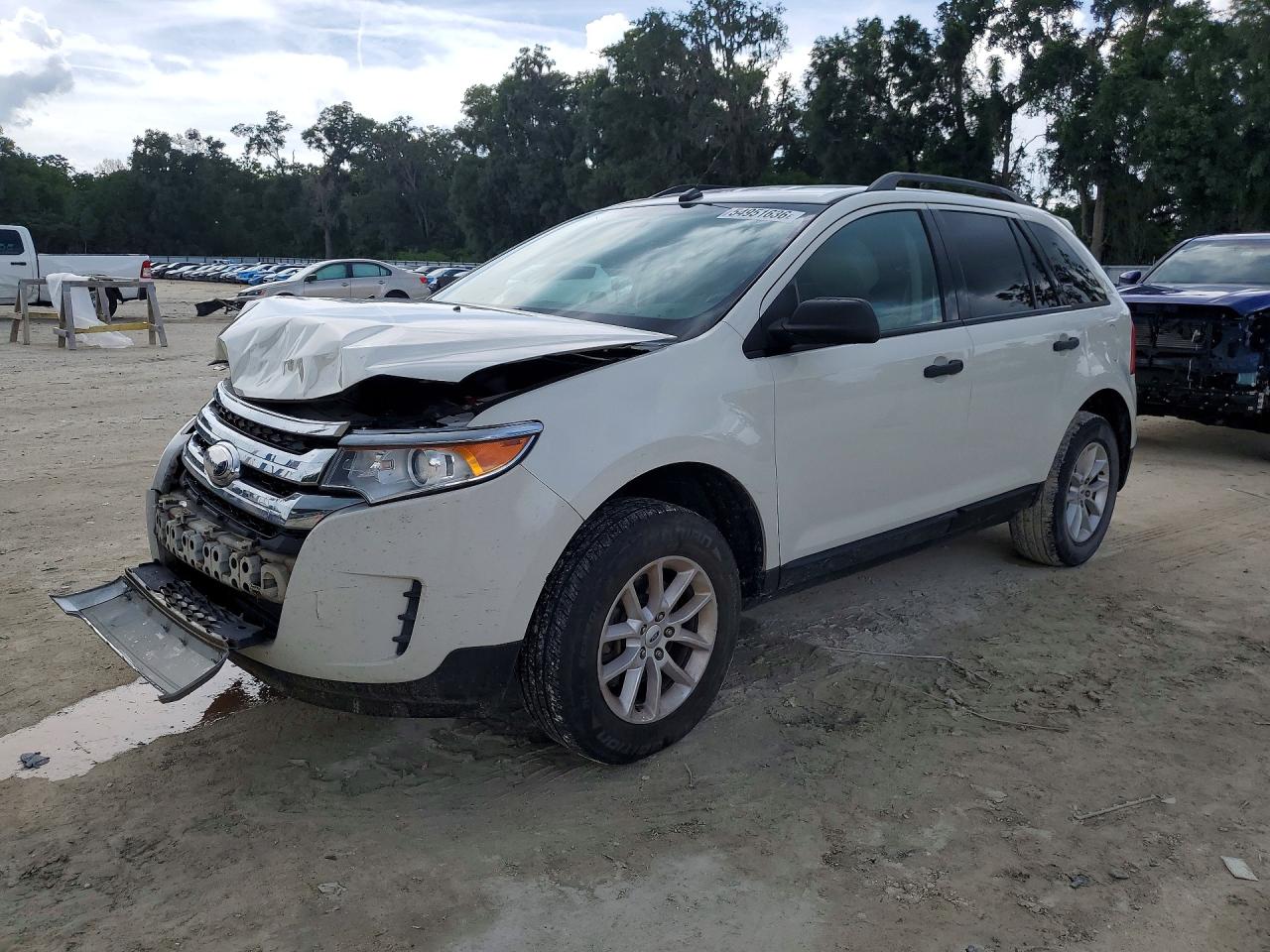 Salvage Ford Edge Image
