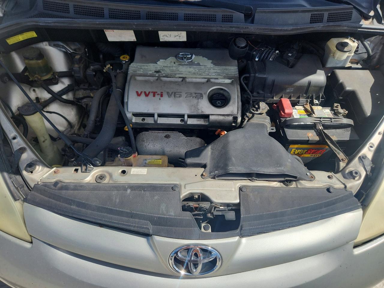 Toyota Sienna Le 8 Passenger