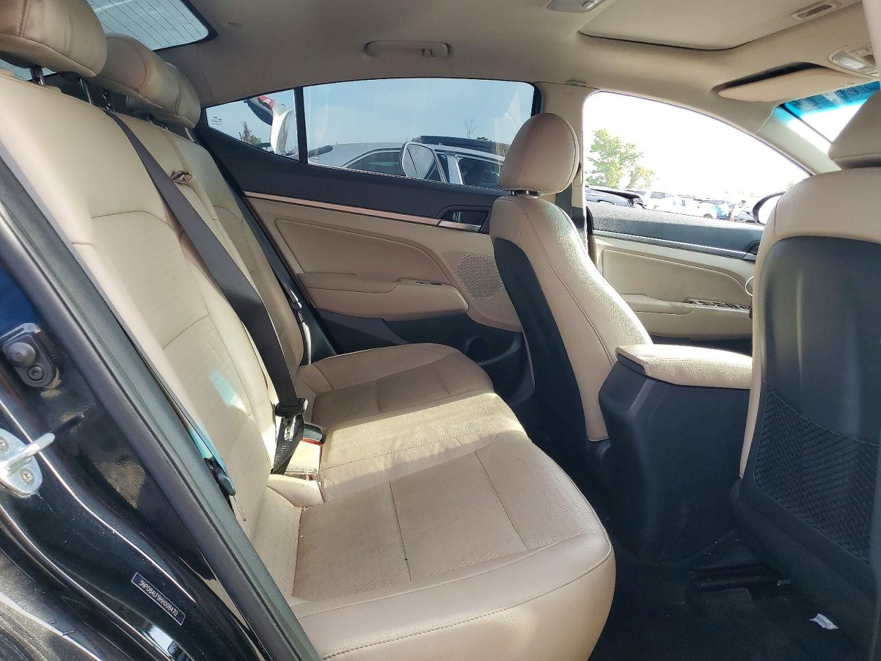Hyundai ELANTRA Limited