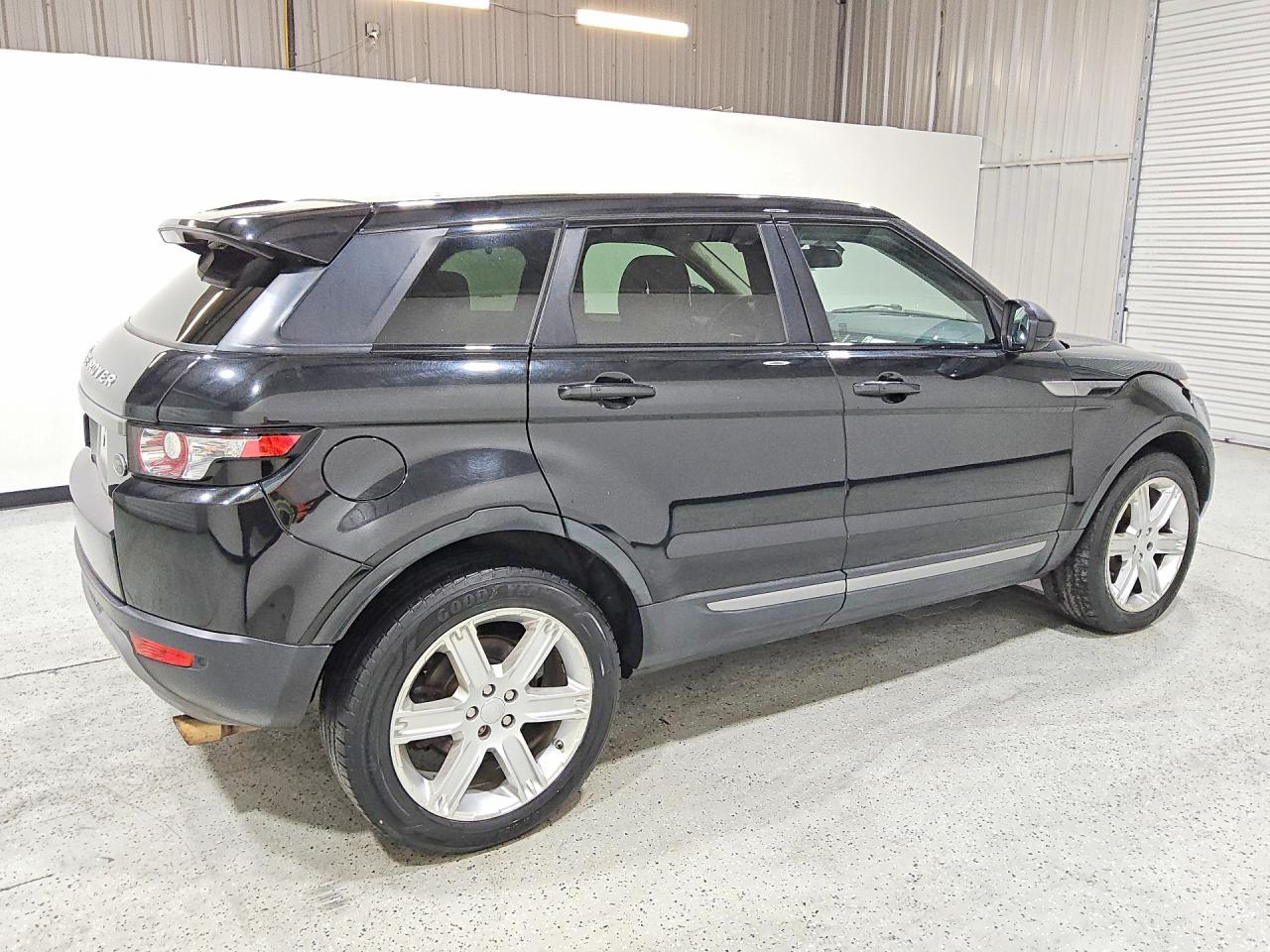 Land Rover Range Rover Pure Plus