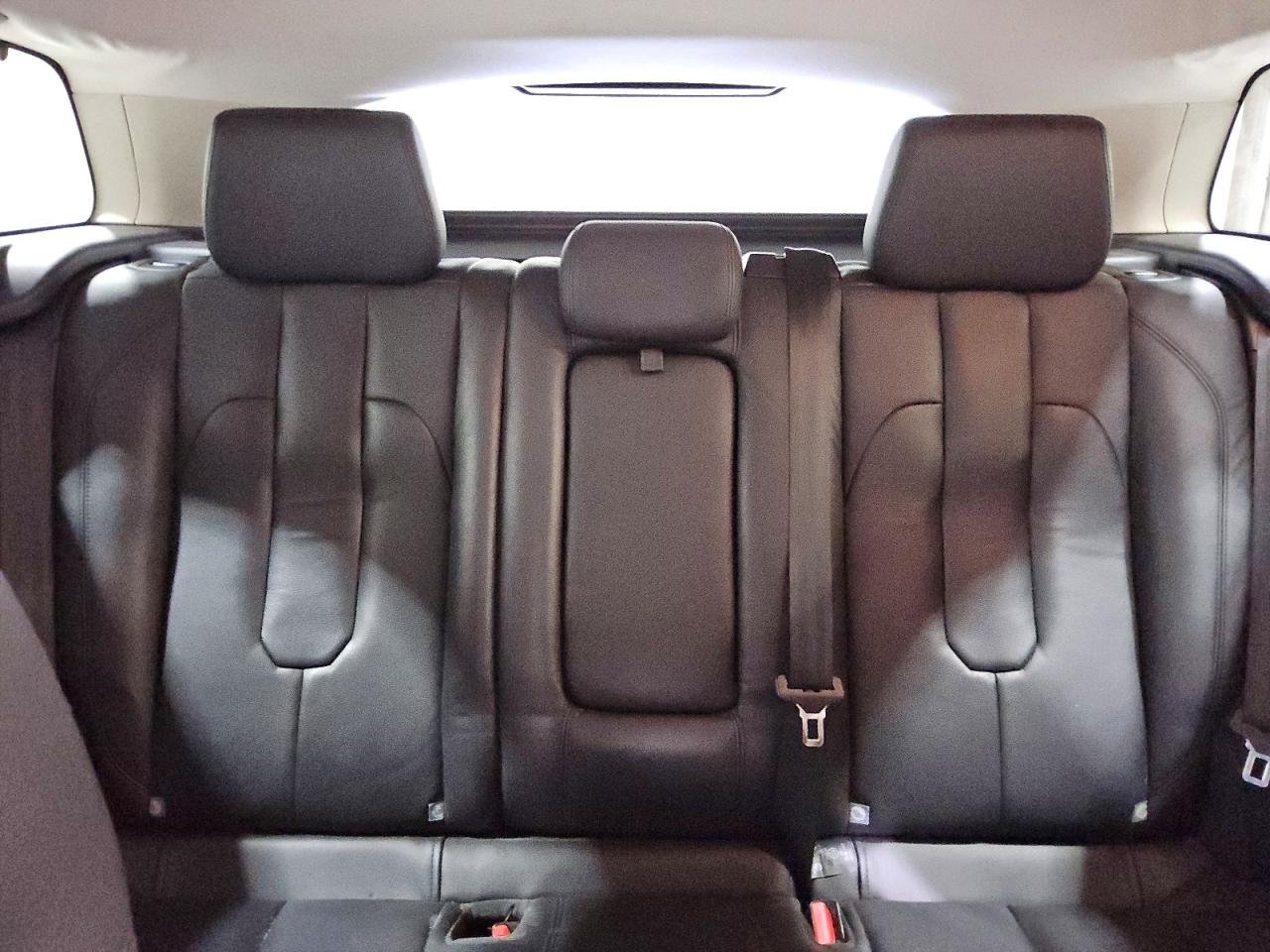 Land Rover Range Rover Pure Plus