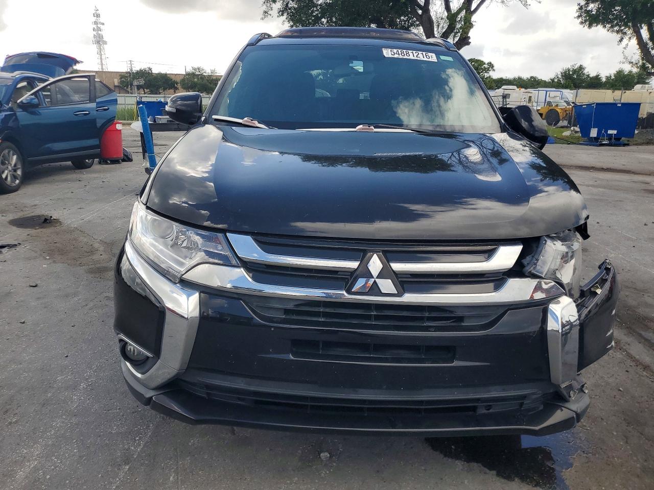 Mitsubishi Outlander Se