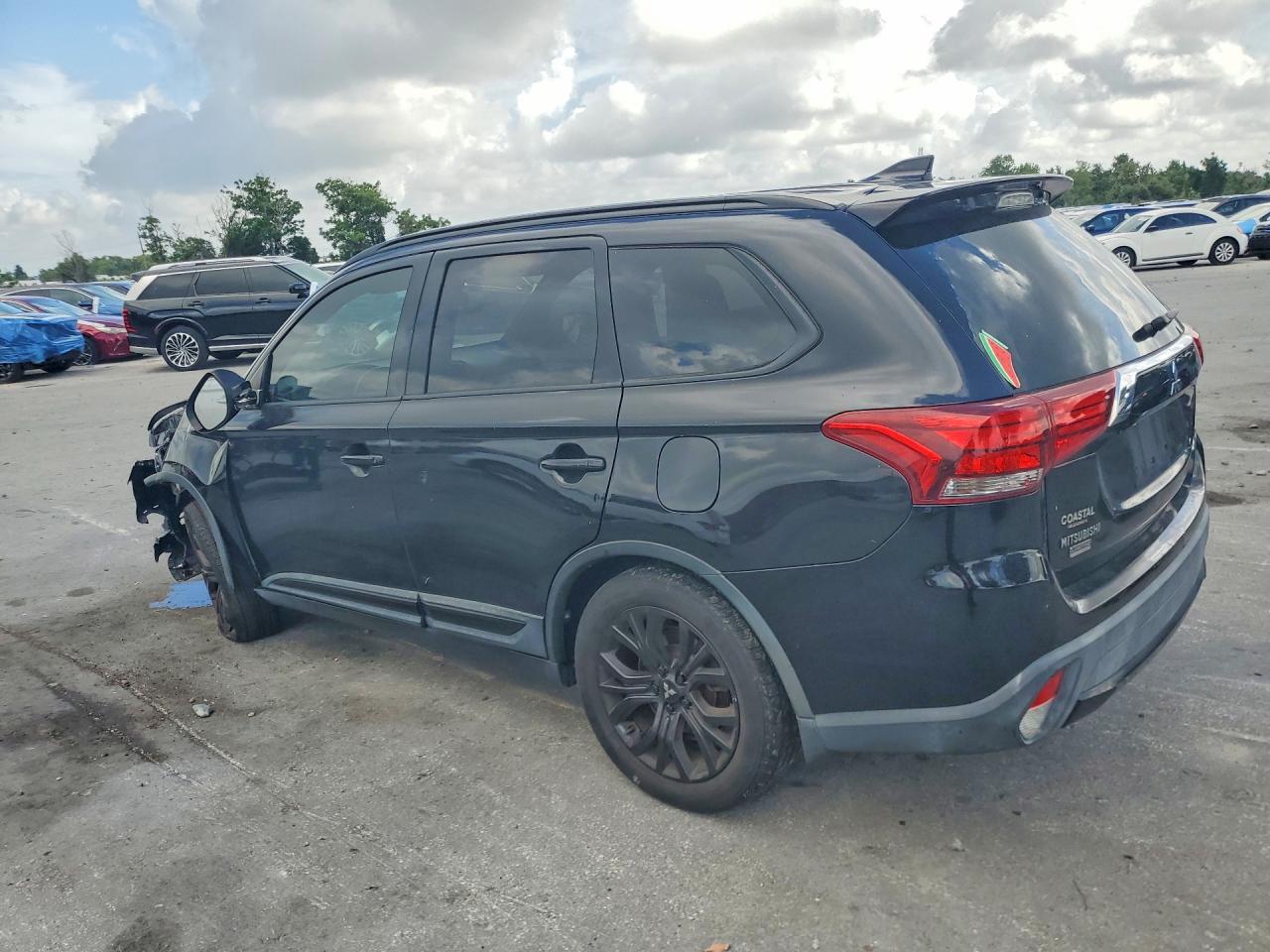 Mitsubishi Outlander Se