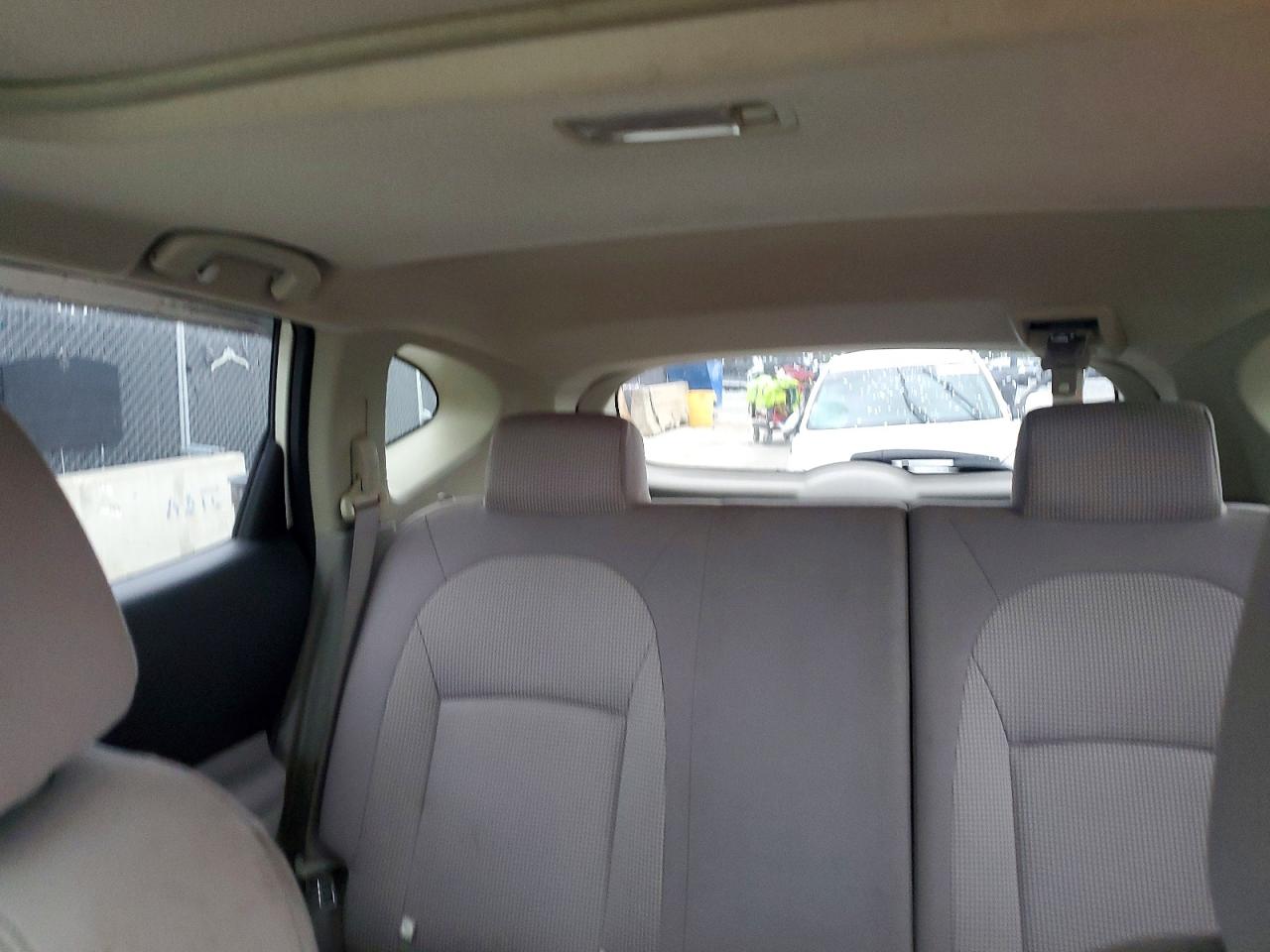 Nissan Rogue S