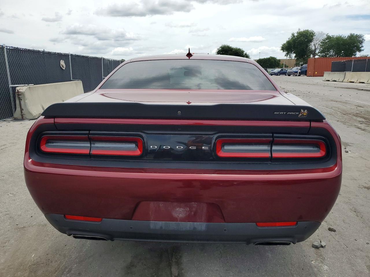 Dodge Challenger R