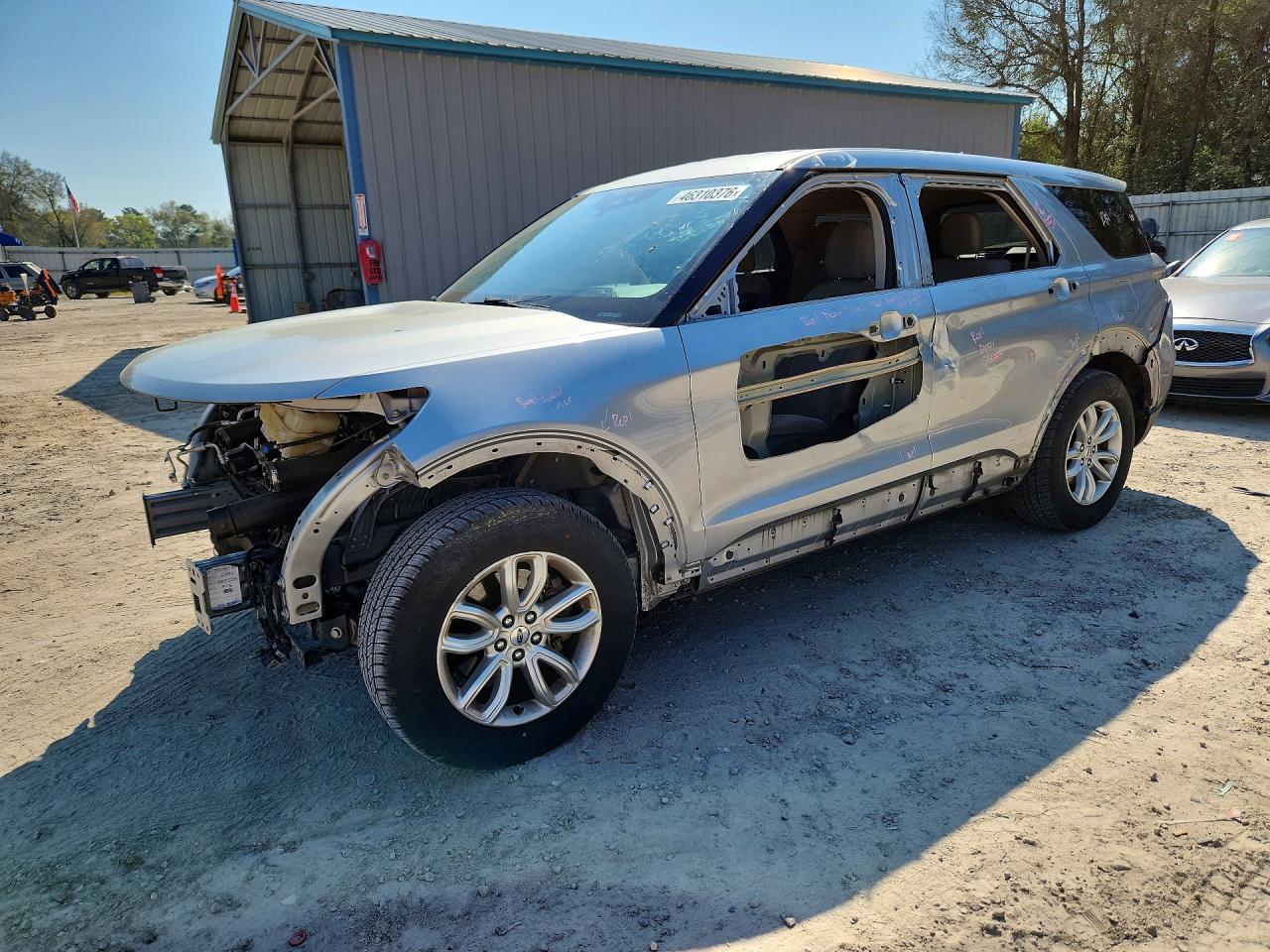 Salvage Ford Explorer Image