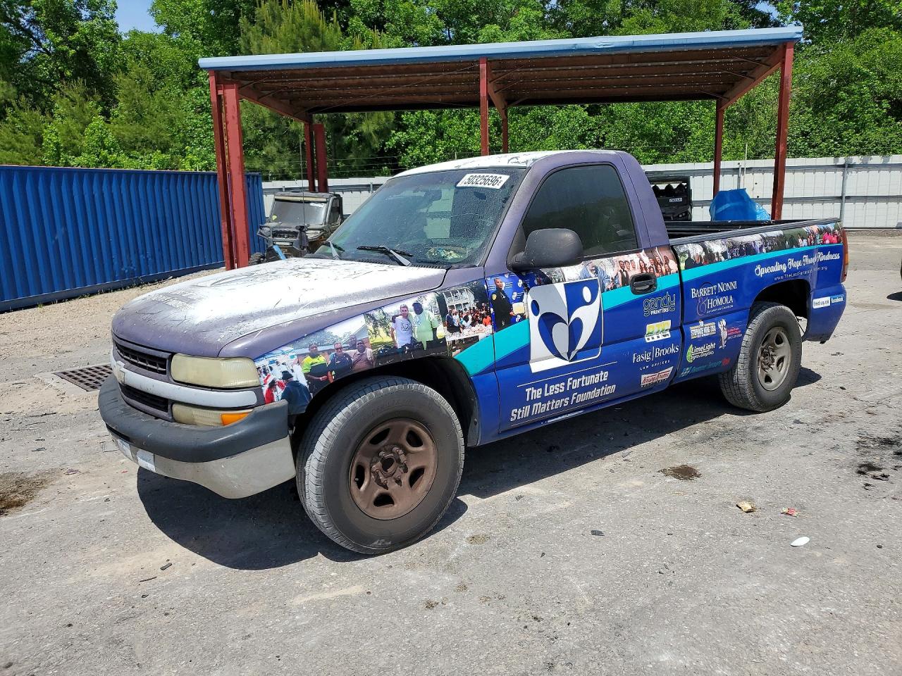 Salvage Chevrolet Silverado Image