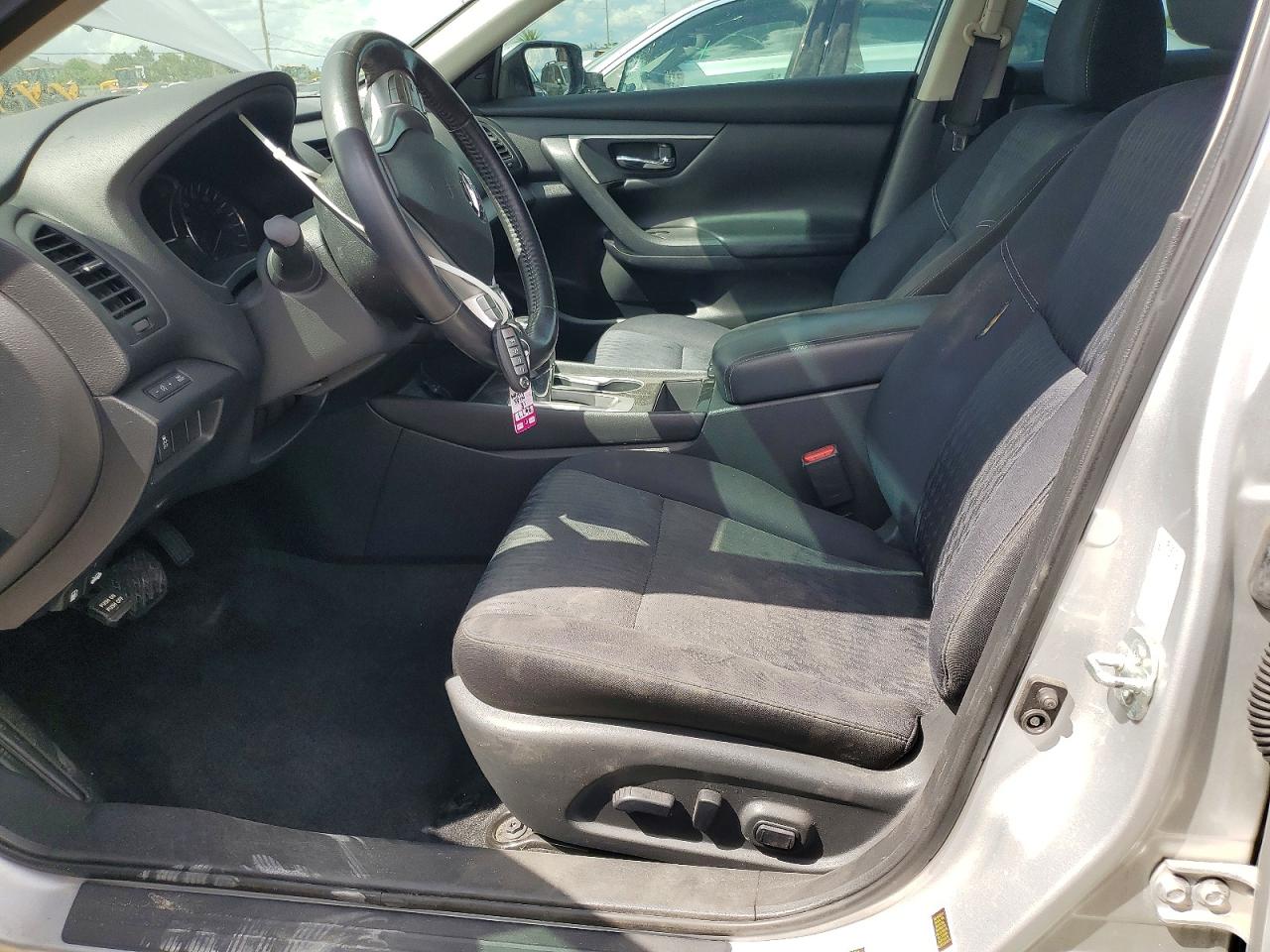 Nissan Altima 2.5 Sv
