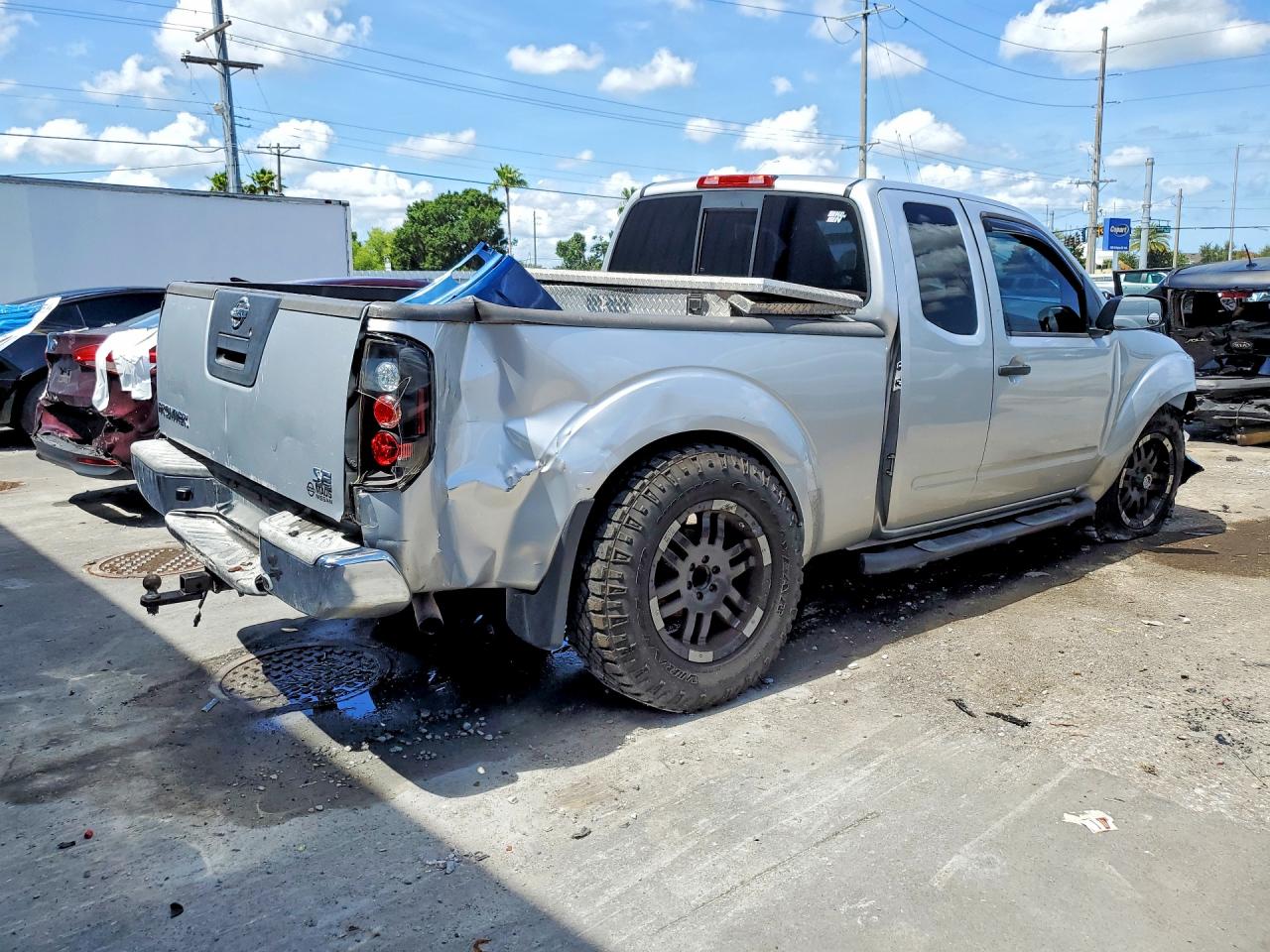 Nissan Frontier Xe
