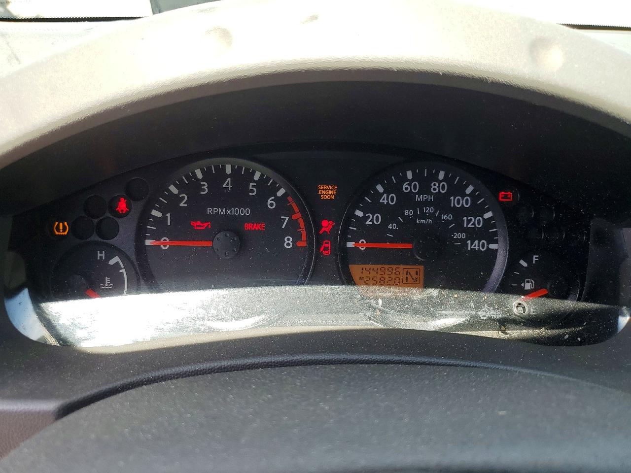 Nissan Frontier Xe