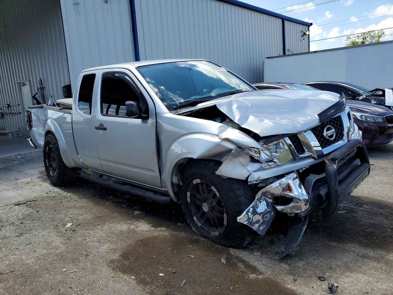 Nissan Frontier Xe