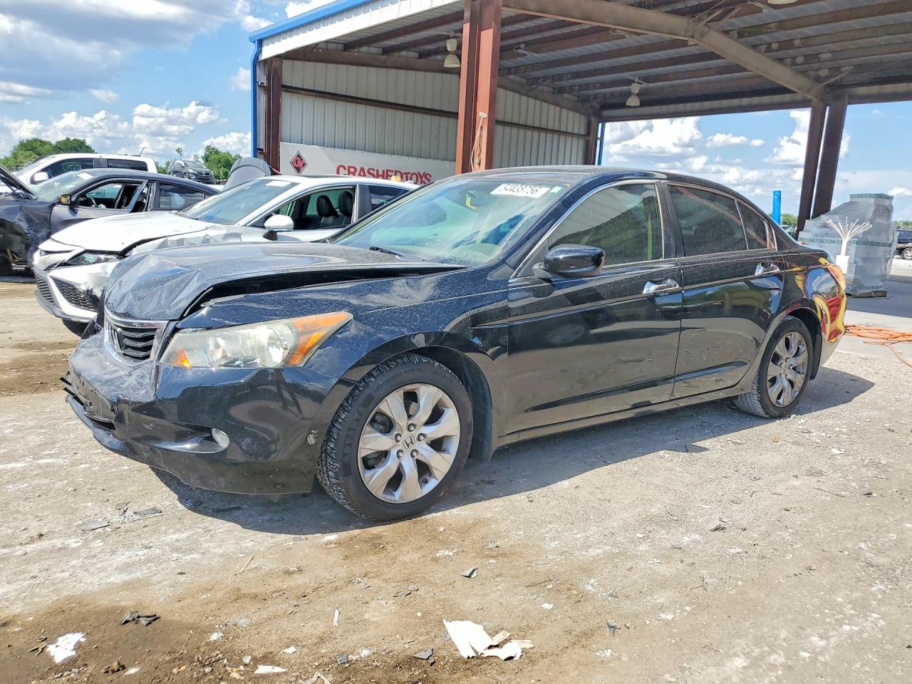 Salvage Honda Accord Image