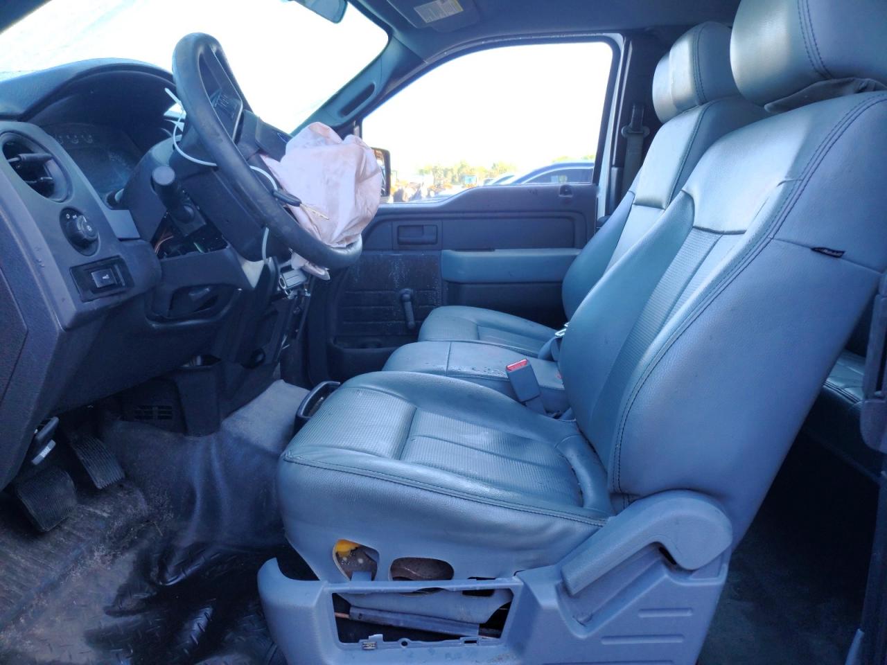 Ford F-150 Super Cab