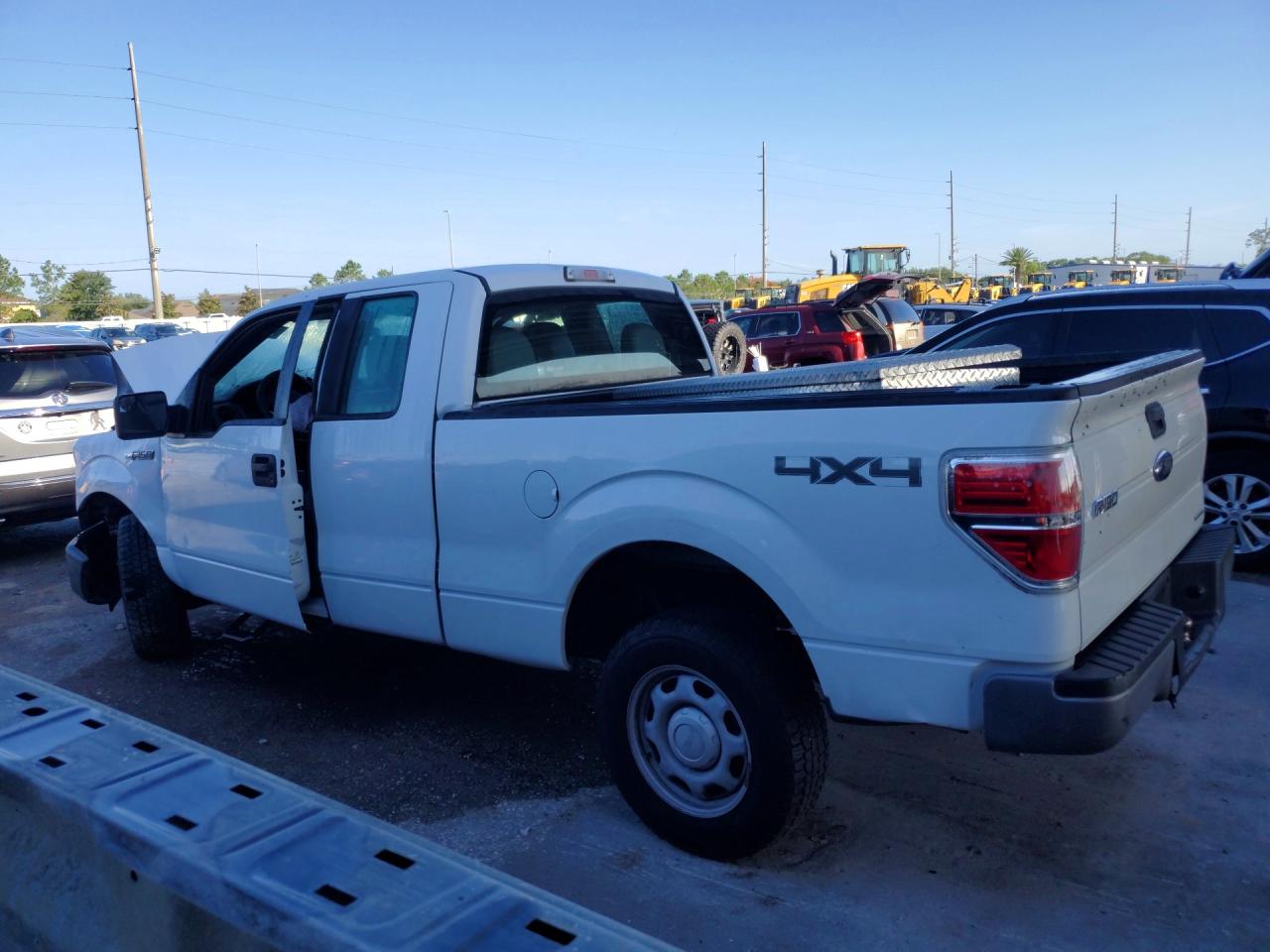Ford F-150 Super Cab