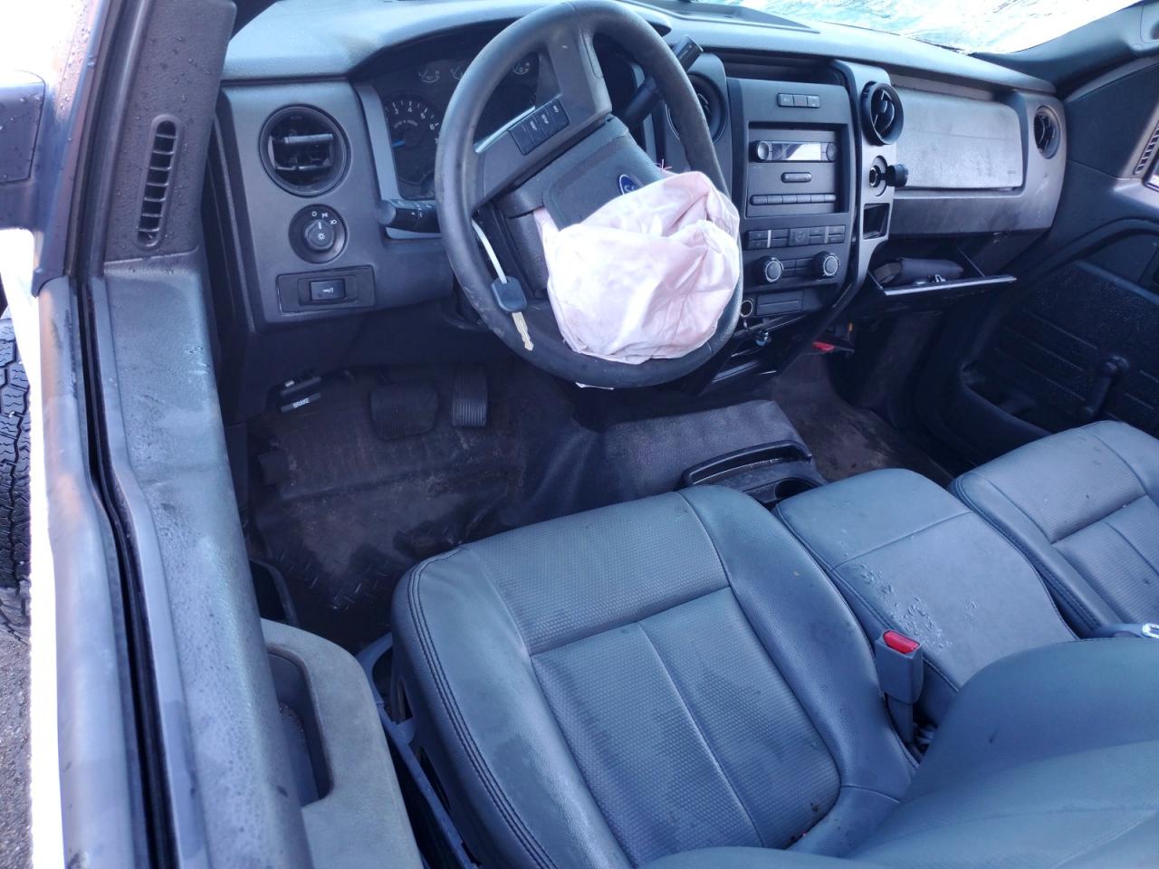 Ford F-150 Super Cab