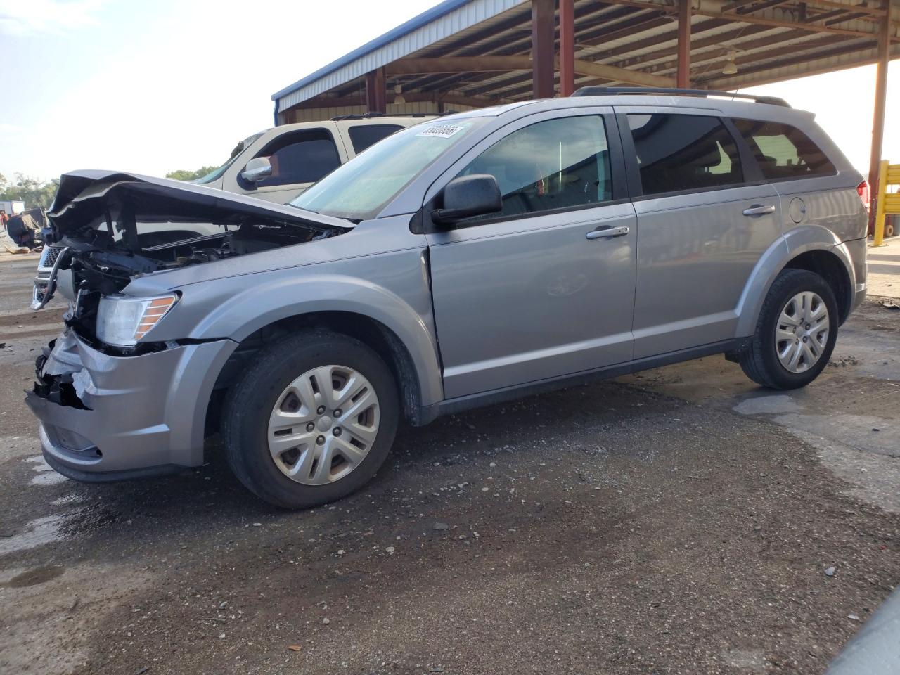 Salvage Dodge Journey Image