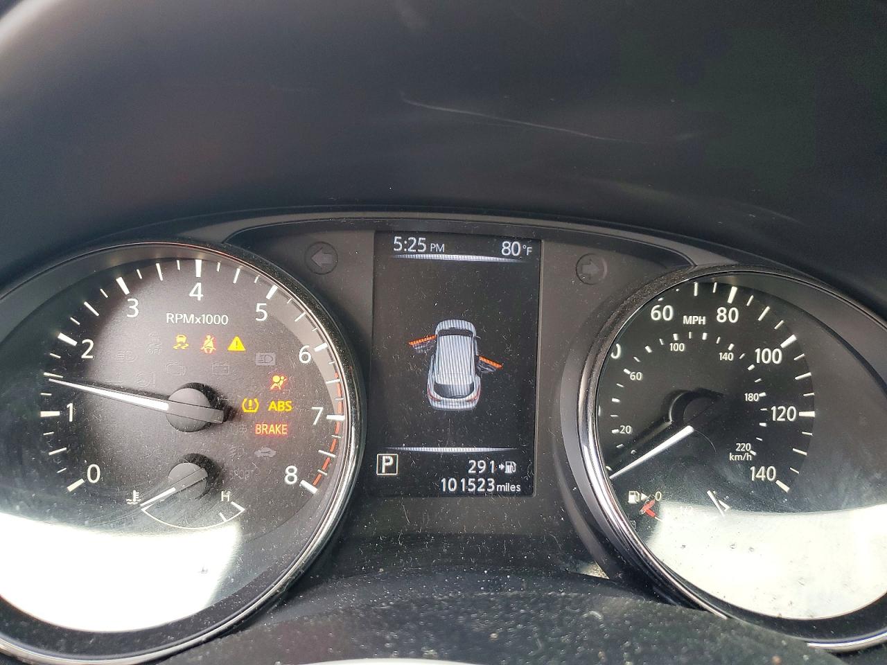 Nissan Rogue S