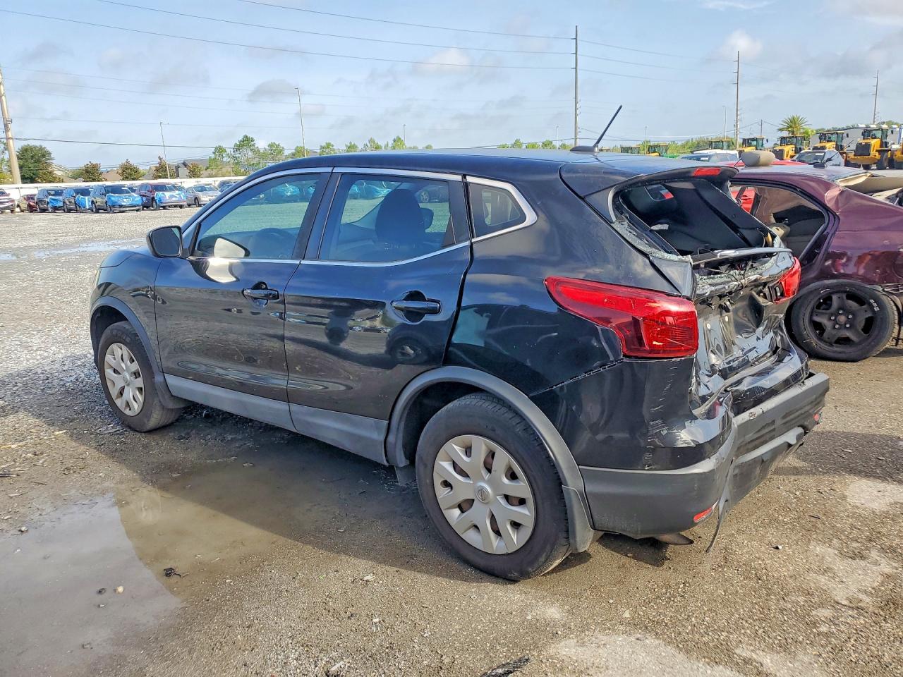 Nissan Rogue S