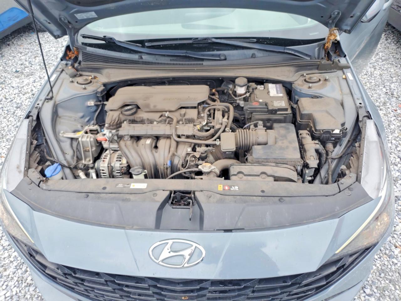 Hyundai ELANTRA Sel
