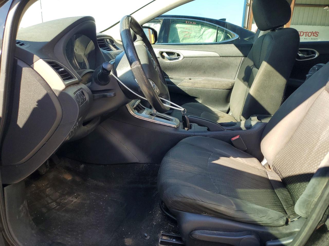 Nissan Sentra S