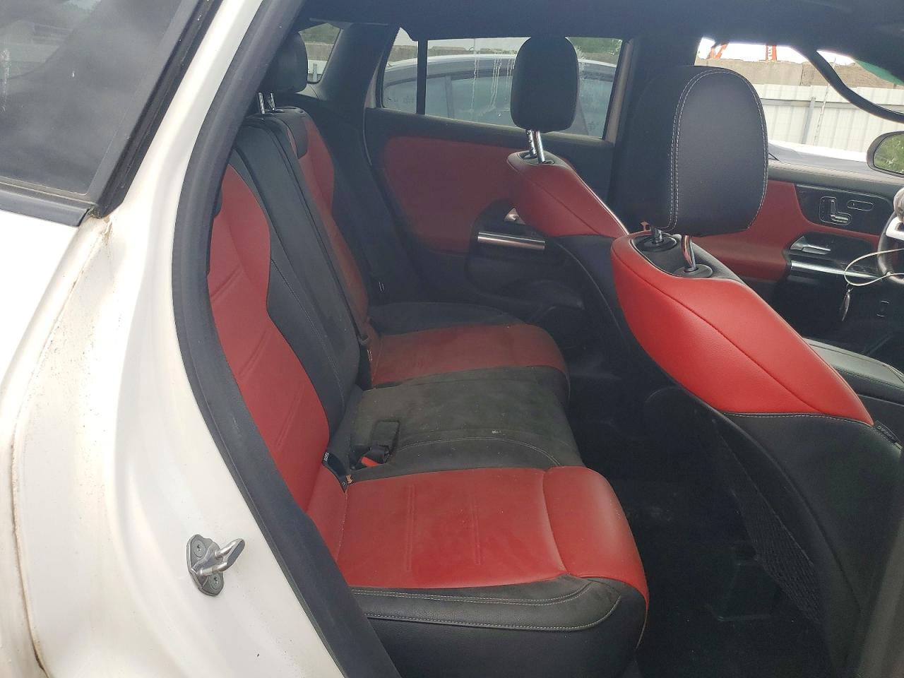 Mercedes-Benz GLA 250 4matic
