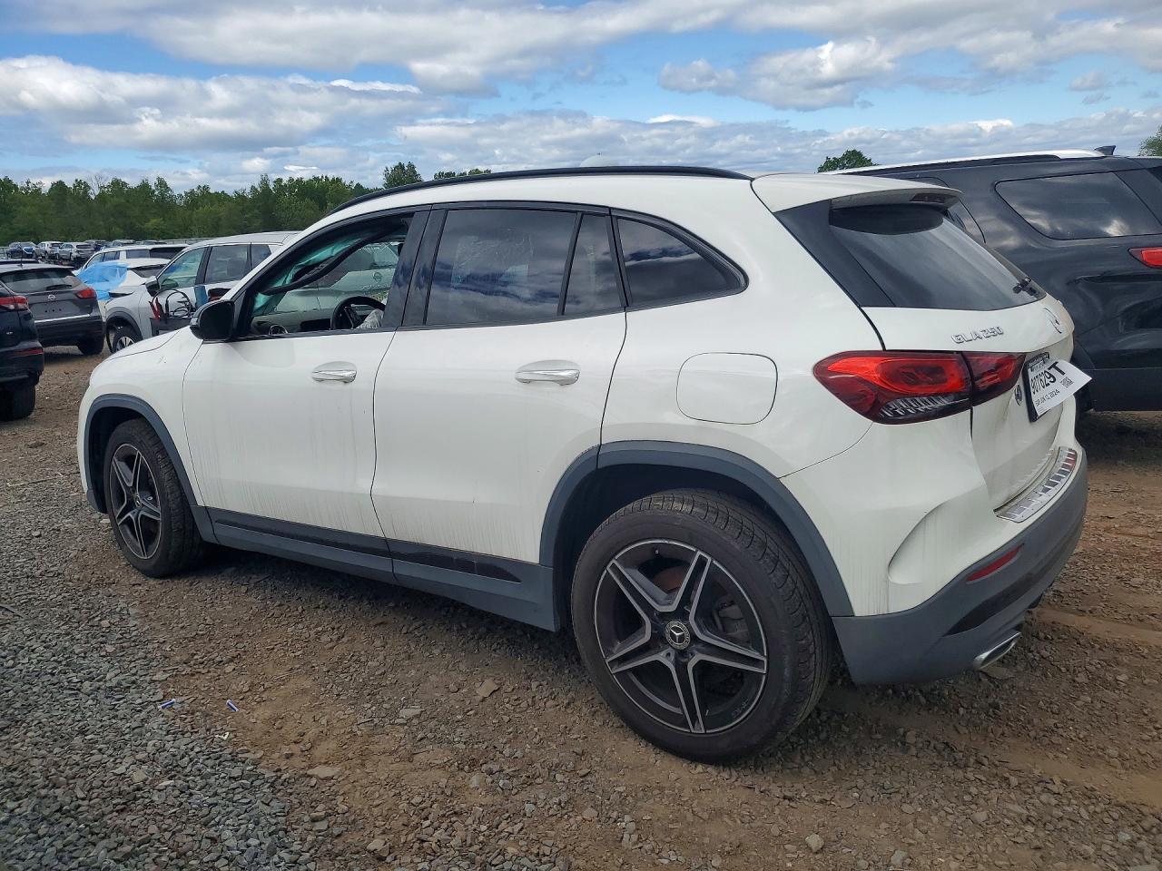 Mercedes-Benz GLA 250 4matic