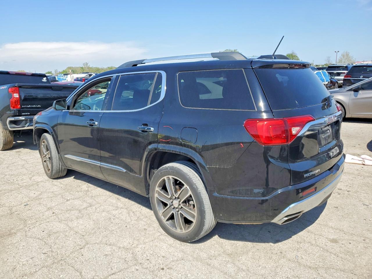 GMC Acadia Denali