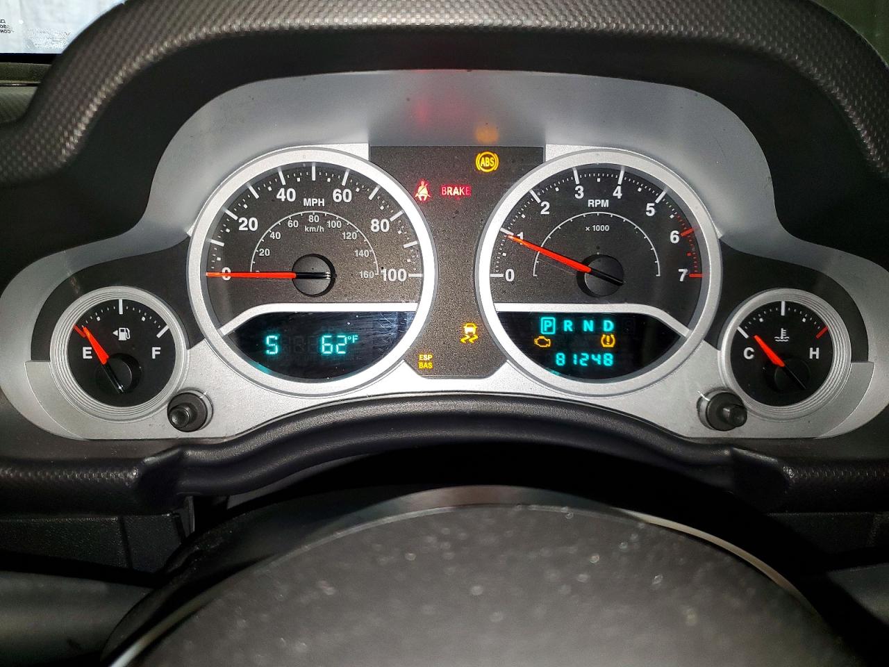 Jeep Wrangler Sport