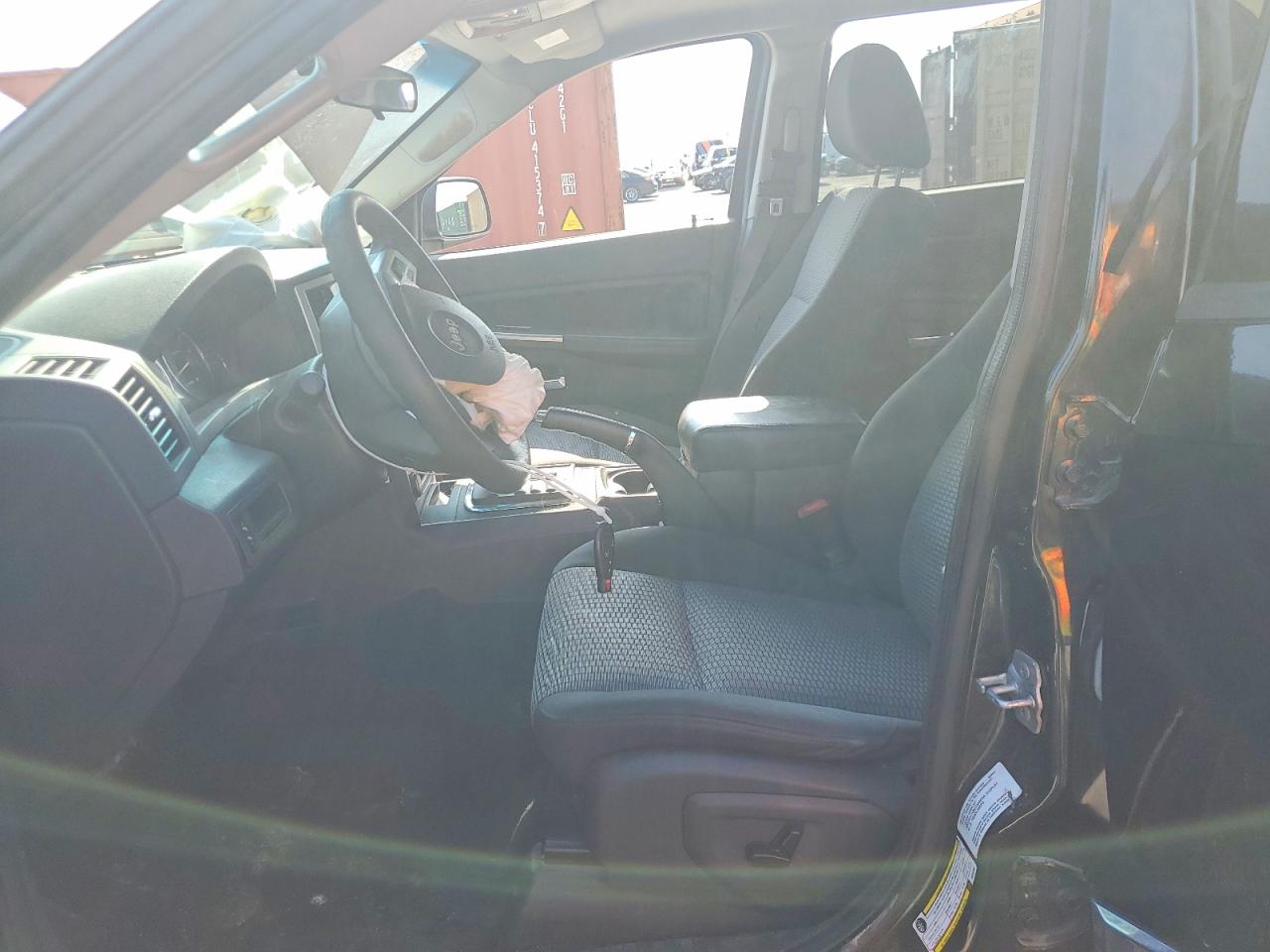 Jeep Grand Cherokee Laredo
