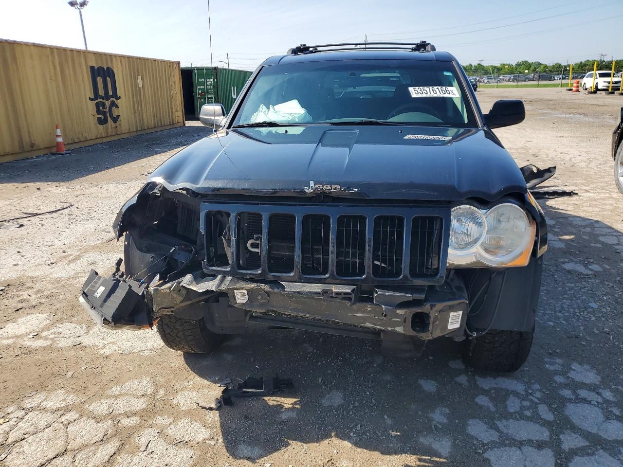 Jeep Grand Cherokee Laredo