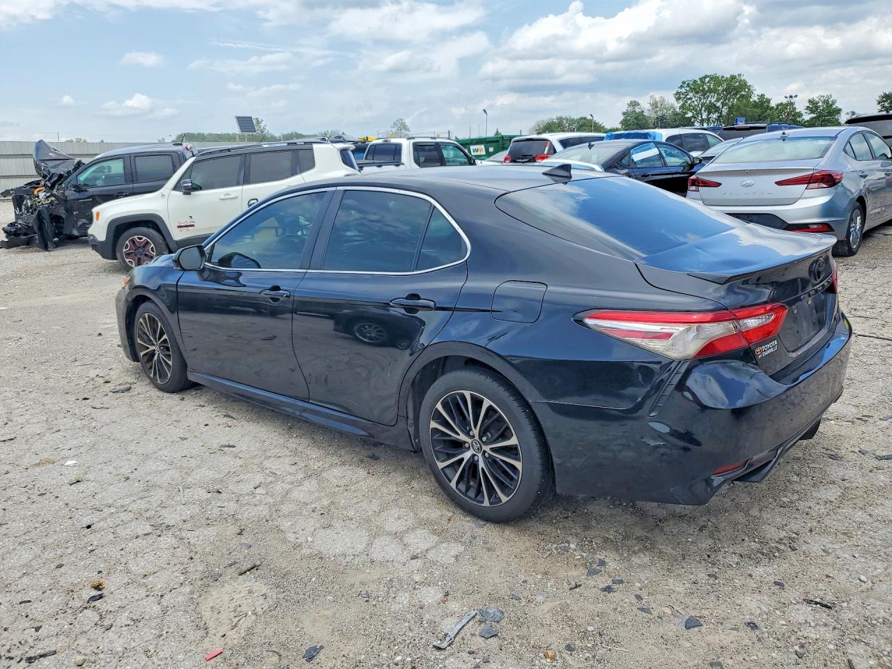 Toyota Camry Se
