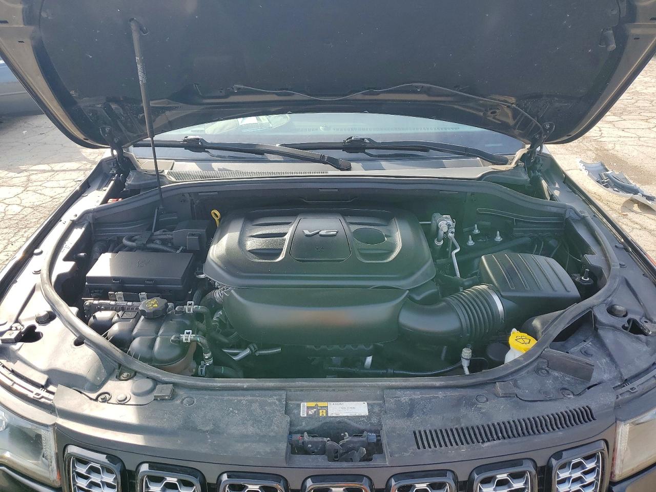 Jeep Grand Cherokee Laredo