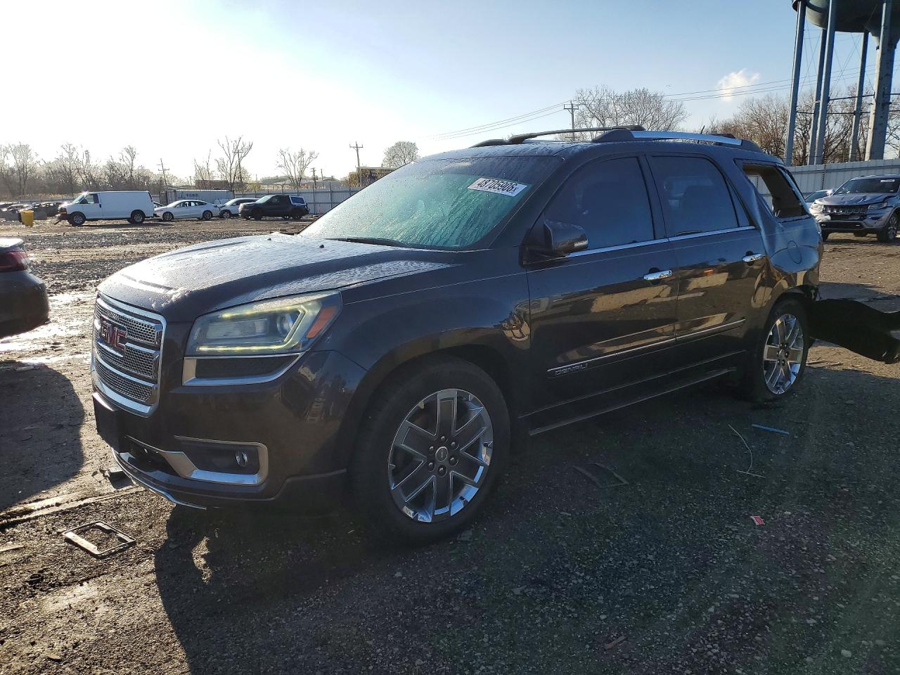 Salvage GMC Acadia Image