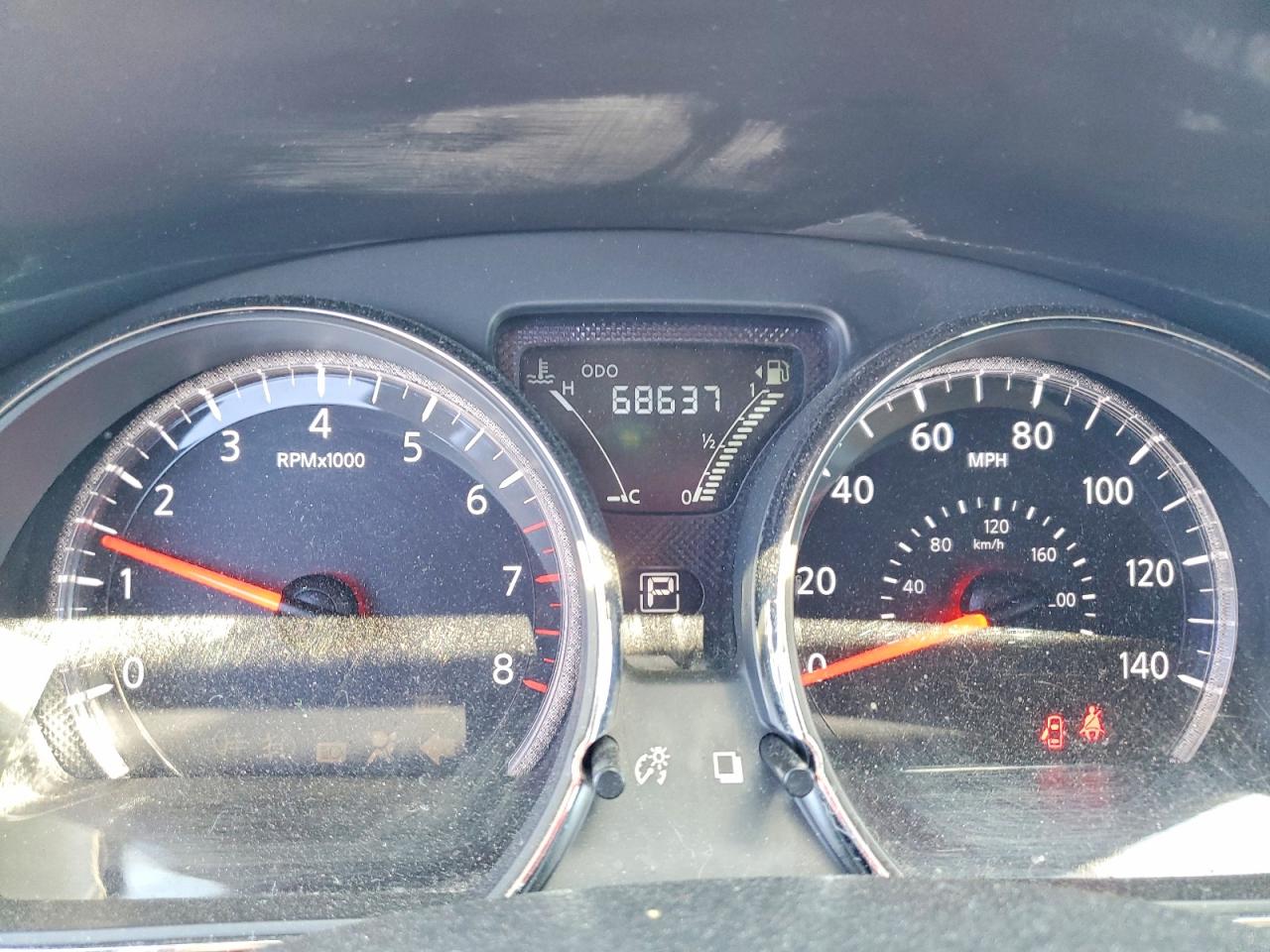 Nissan Versa 1.6 Sv