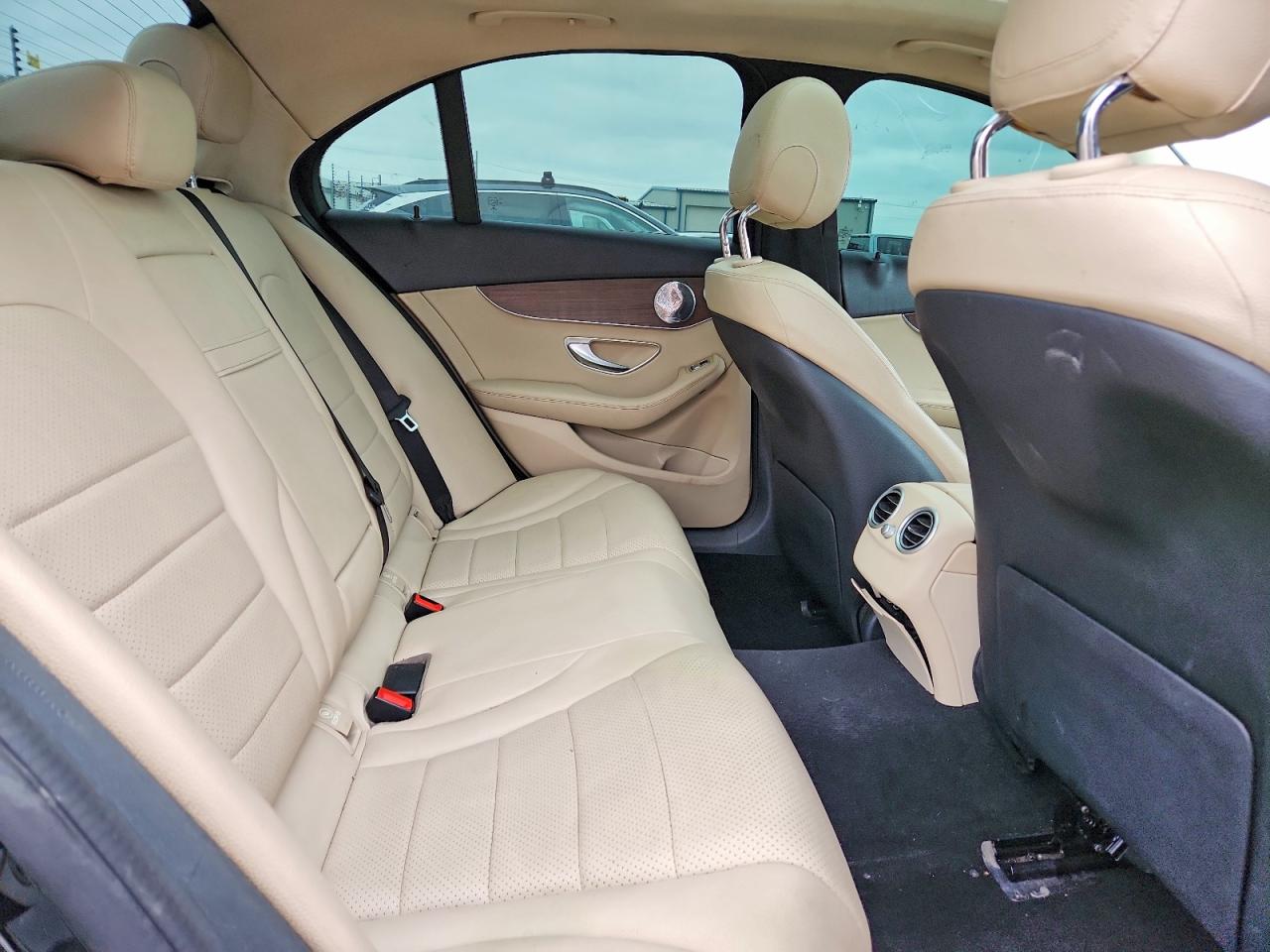 Mercedes-Benz C-Class 300 4matic