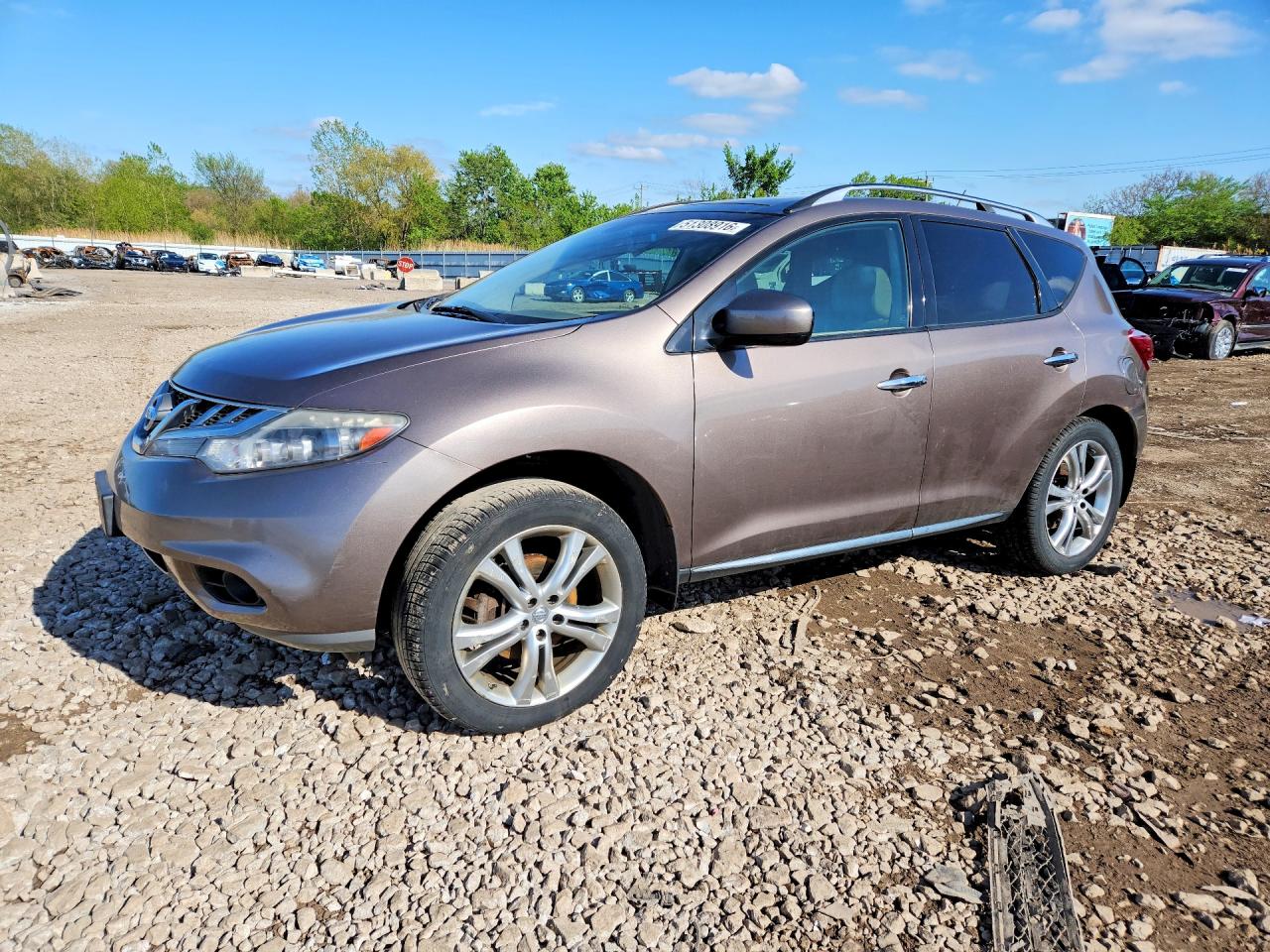 Salvage Nissan Murano Image