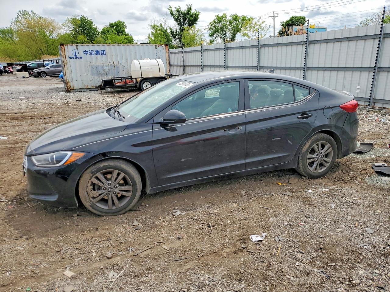 Salvage Hyundai ELANTRA Image