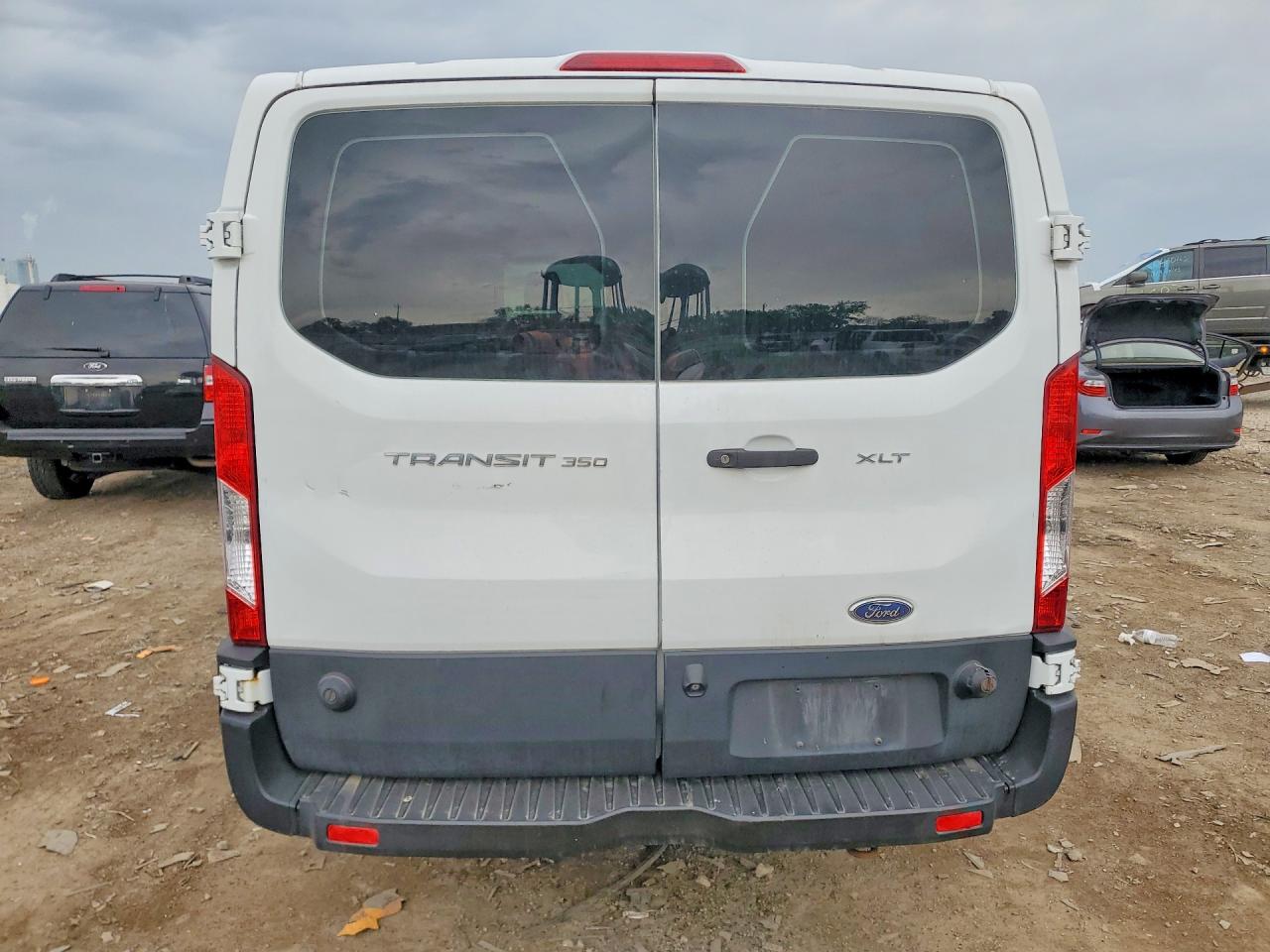 Ford Transit T-350