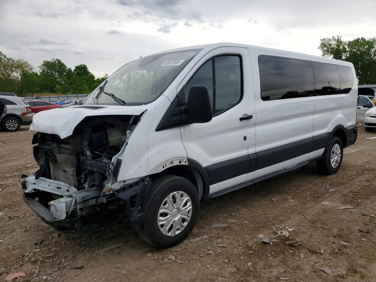 Salvage Ford Transit Image