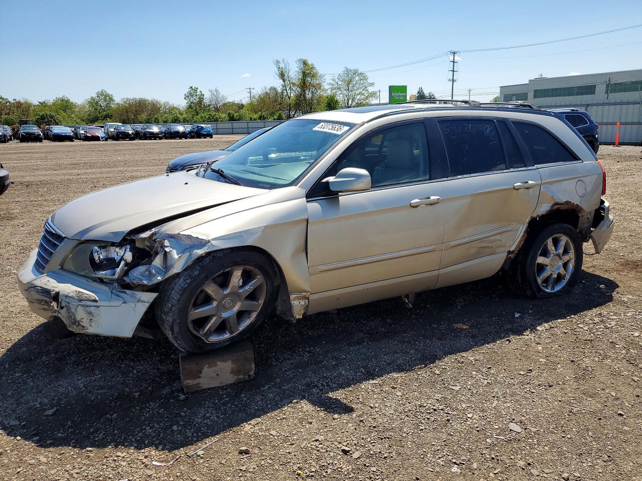 Salvage Chrysler Pacifica Image
