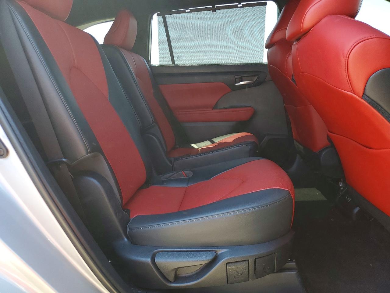 Toyota Highlander L