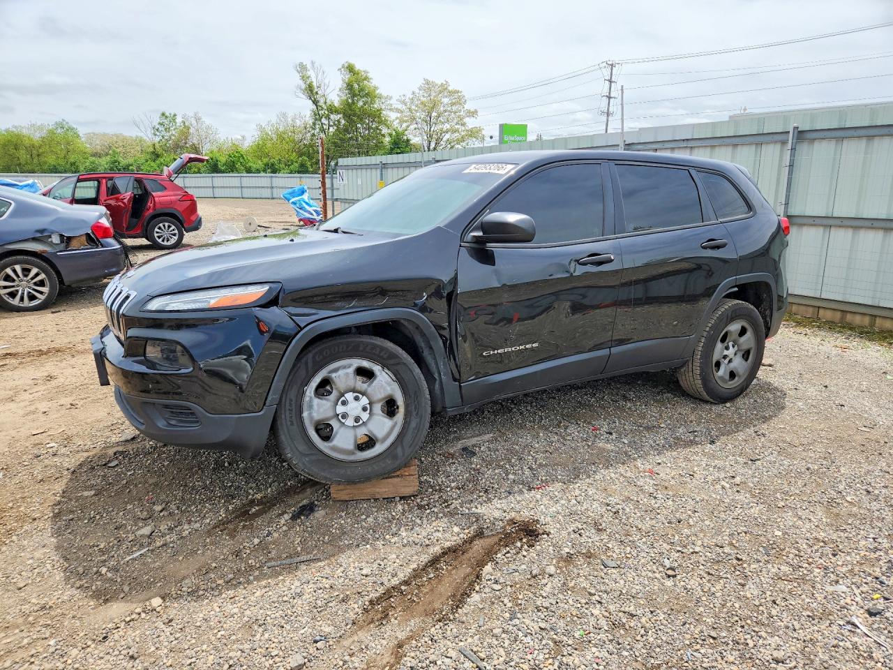 Salvage Jeep Cherokee Image