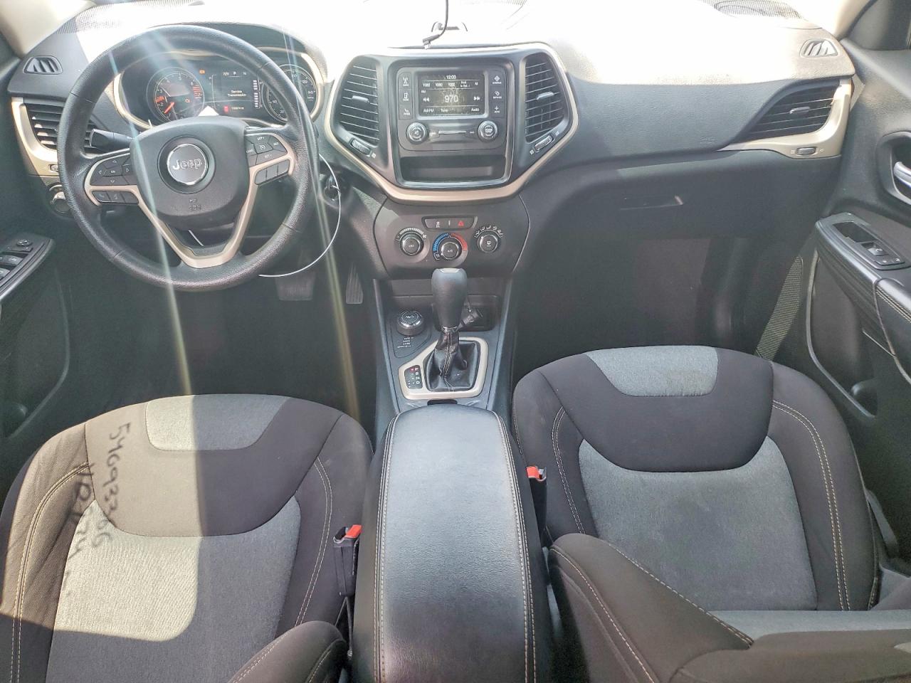 Jeep Cherokee Sport