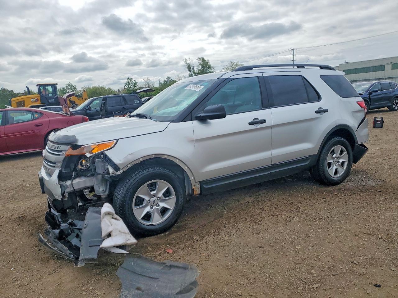 Salvage Ford Explorer Image