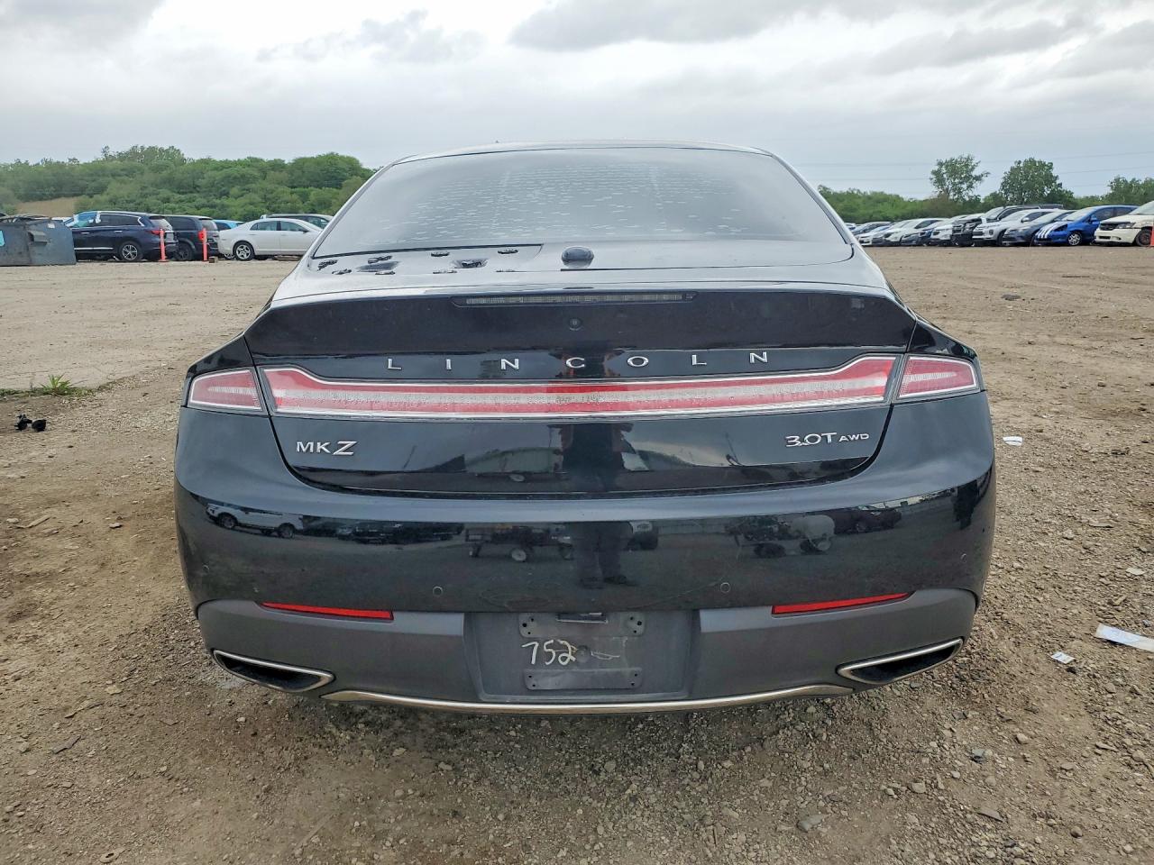 Lincoln MKZ Reserve