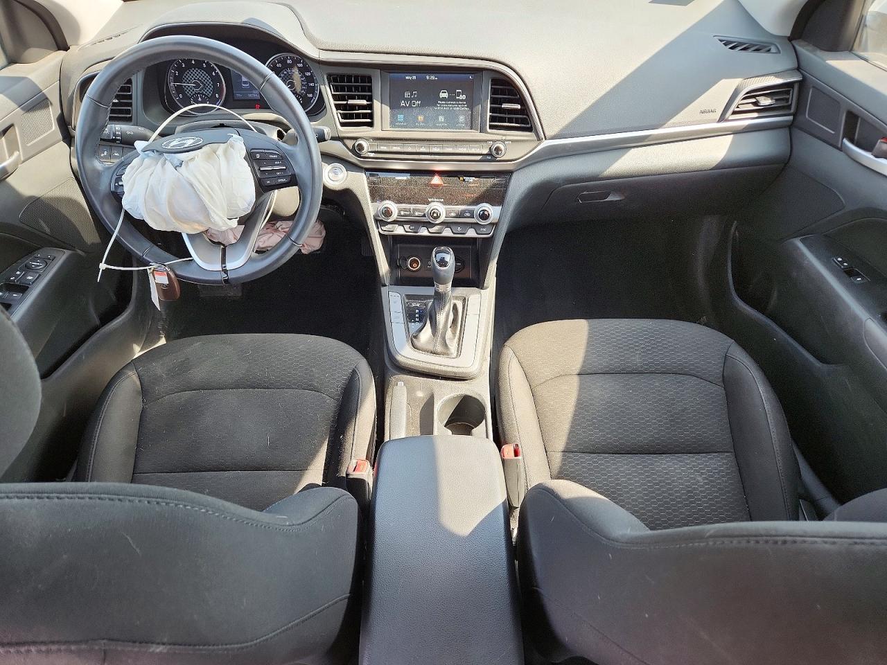 Hyundai ELANTRA Value Edition