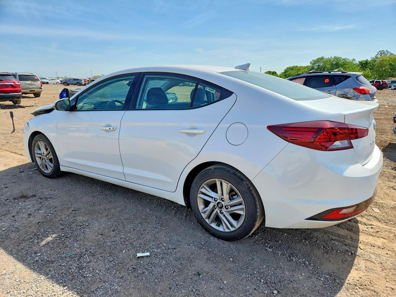 Hyundai ELANTRA Value Edition