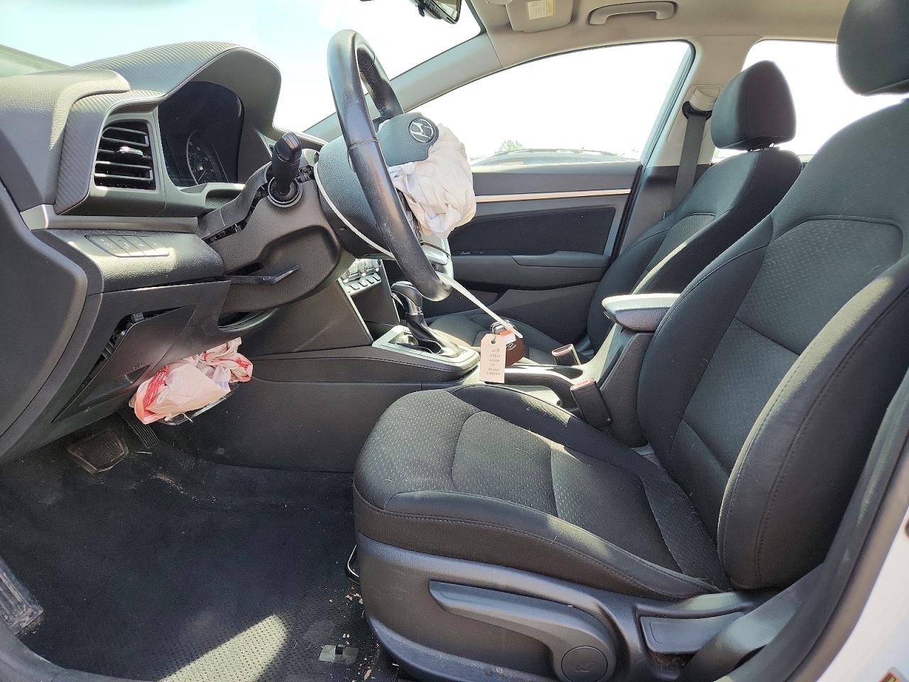 Hyundai ELANTRA Value Edition
